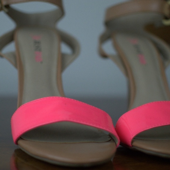 Just Fab Hot Pink Slingback Heels - Picture 2 of 5
